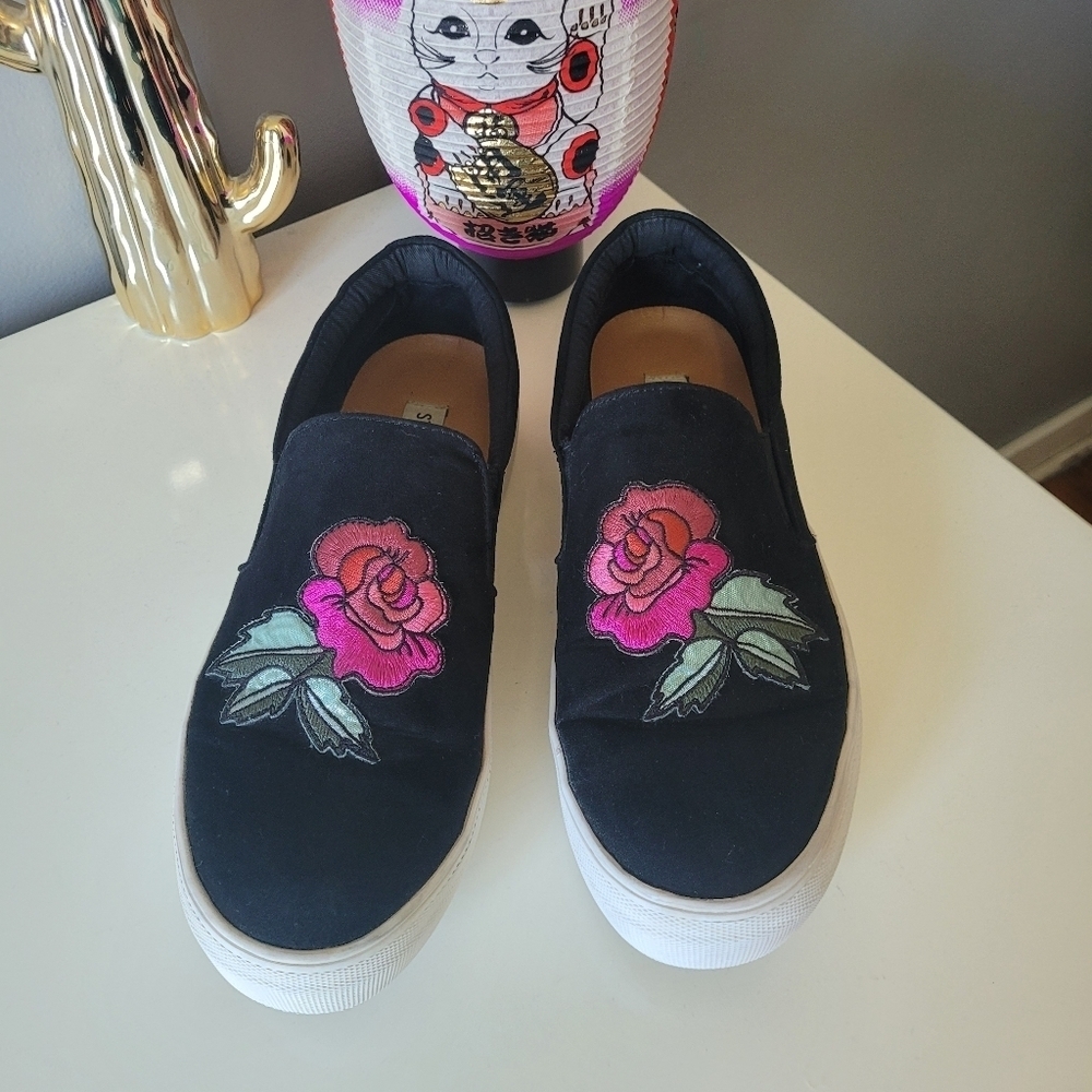 Steve Madden Garvy Runners, GUC, Size 8